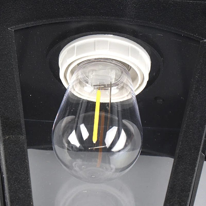 Klasyczny kinkiet solarny LED na ścianę