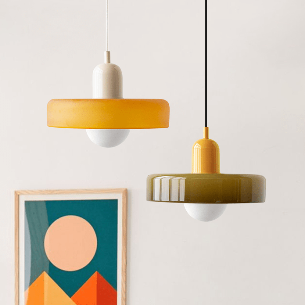 Lampa wisząca szklana w stylu Bauhaus
