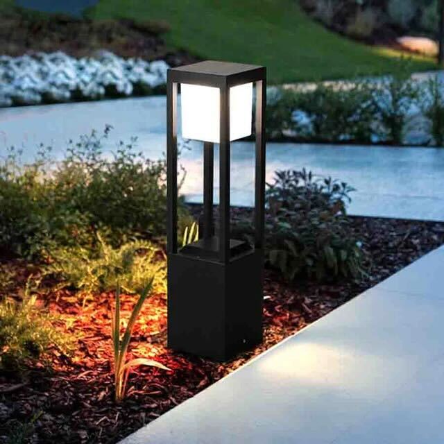 Lampa ogrodowa solarna LED Nimbus Cube 60 cm