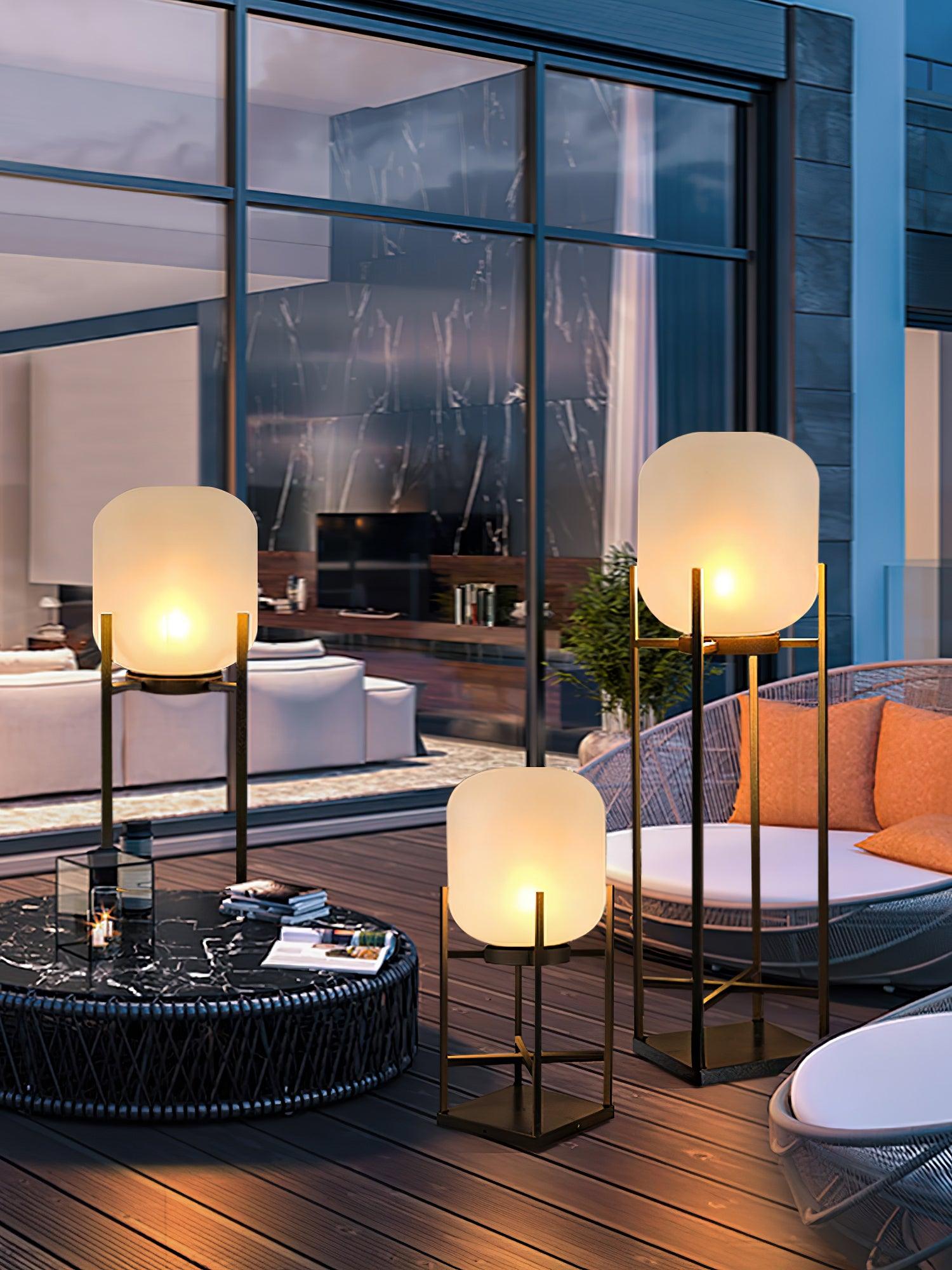 Zewnętrzna lampa podłogowa solarna LED