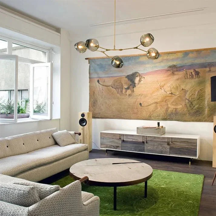 Żyrandol sufitowy z kloszami szklanymi w stylu Sputnik