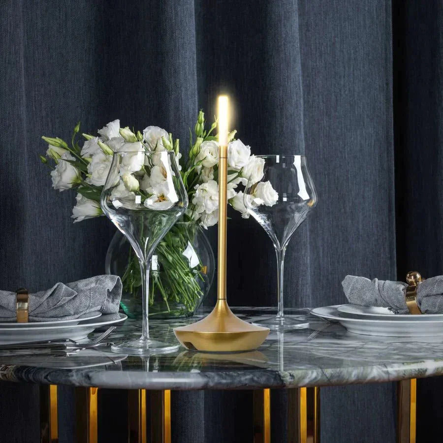 Lampa stołowa LED Giavi w formie świecy