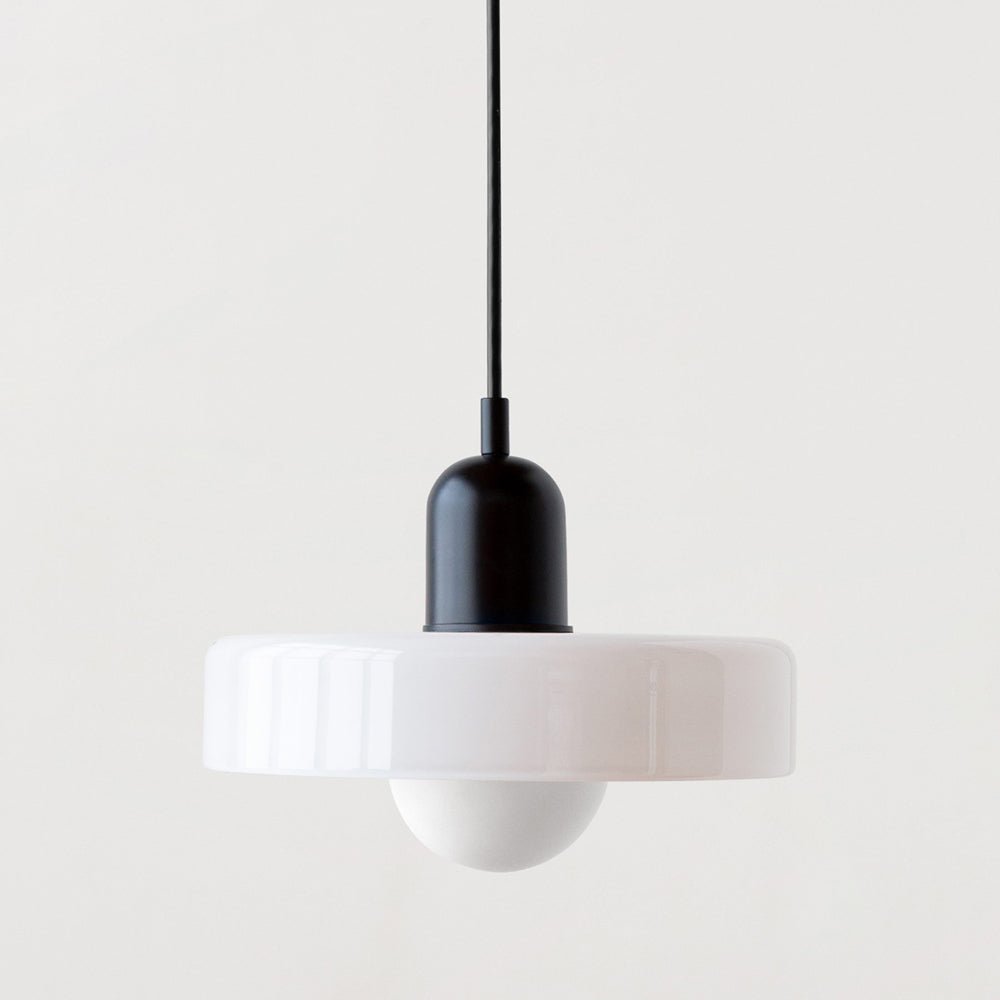 Lampa wisząca szklana w stylu Bauhaus