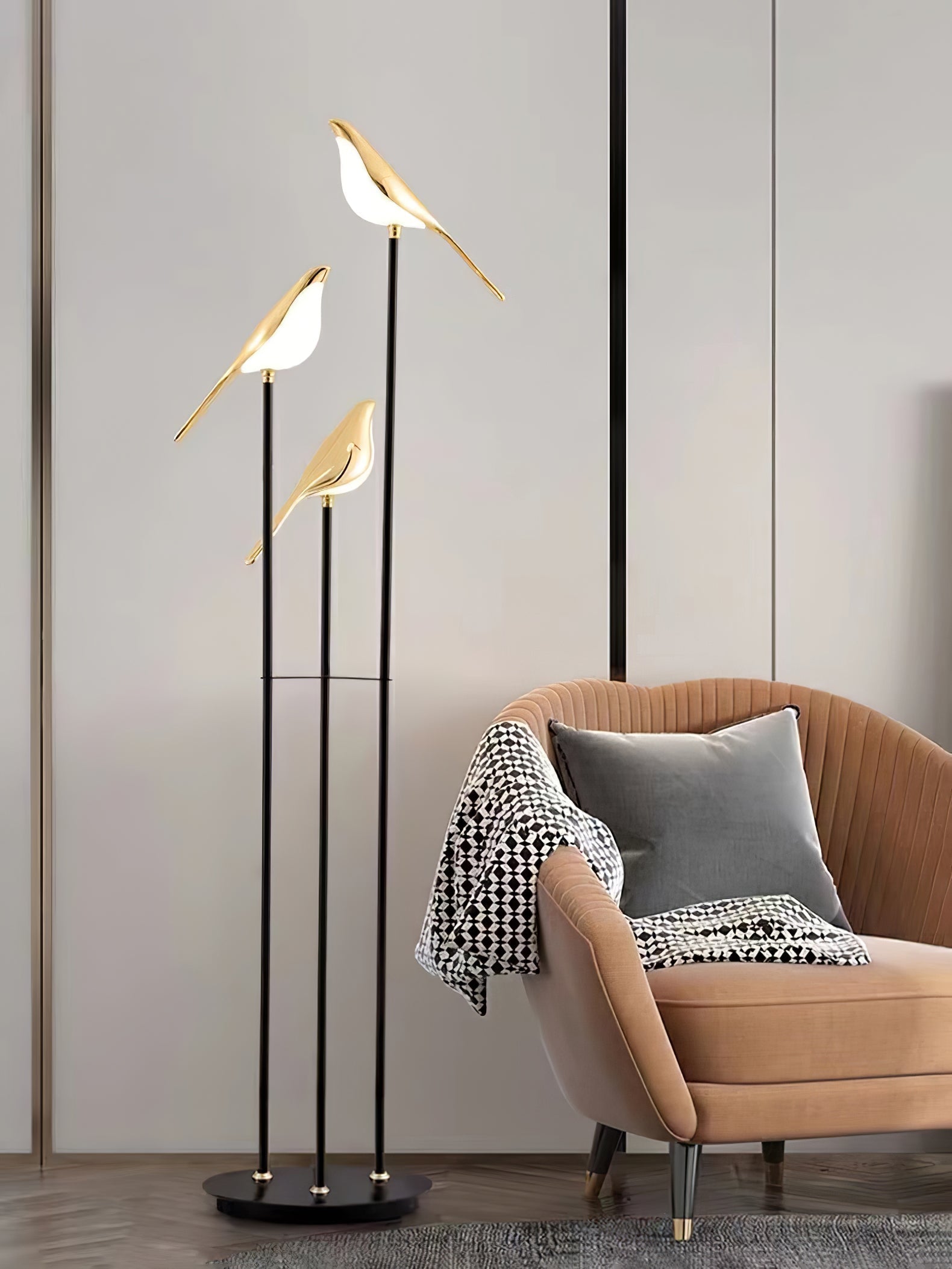 Lampa podłogowa LED z motywem ptaków Magpie Perch