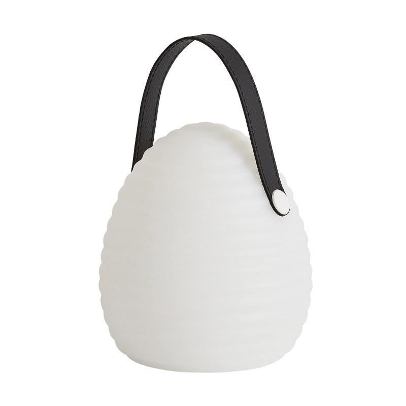 Przenośna lampa ogrodowa LED z uchwytem